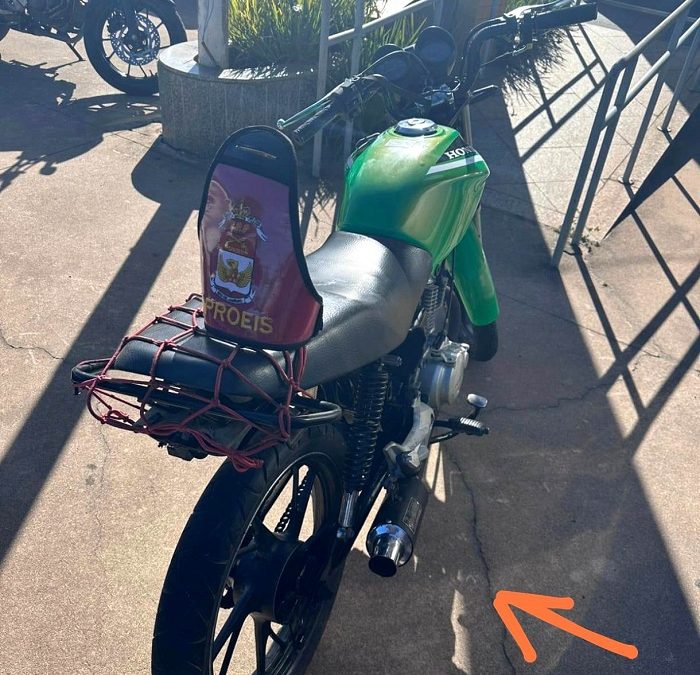 Motocicleta é apreendida após fuga durante abordagem policial em São João da Barra