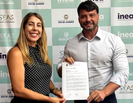Prefeita Carla Caputi discute ações emergenciais contra erosão costeira com secretário estadual