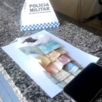 Mulher é abordada com maconha, dinheiro e celular durante ação policial em São João da Barra WhatsApp Image 2026-09-21 at 14.33.41