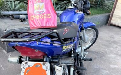 Motociclista é flagrado empinando moto e acaba autuado em SJB